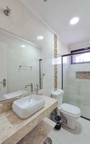 Apartamento à venda com 87m², 3 quartos e 2 vagas Apartamento à venda com 87m², 3 quartos e 2 vagasBanheiro da Suíte