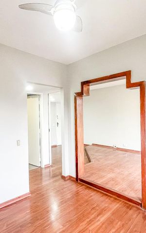 Apartamento para alugar com 130m², 2 quartos e 1 vaga Apartamento para alugar com 130m², 2 quartos e 1 vagaSala
