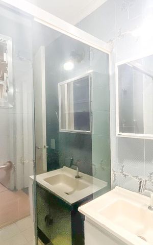 Apartamento para alugar com 130m², 2 quartos e 1 vaga Apartamento para alugar com 130m², 2 quartos e 1 vagaBanheiro Social