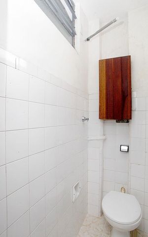 Apartamento à venda com 64m², 2 quartos e sem vagaBanheiro 2 Serviço