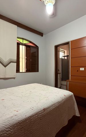 Casa à venda com 225m², 4 quartos e 5 vagas