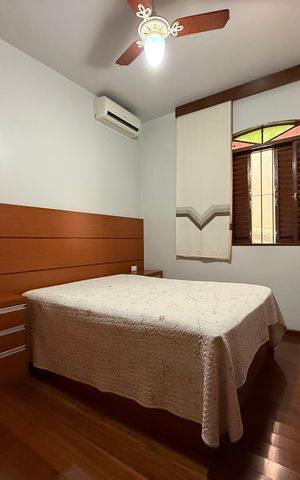 Casa à venda com 225m², 4 quartos e 5 vagas