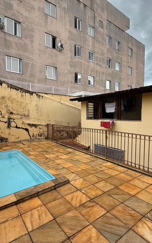 Casa à venda com 225m², 4 quartos e 5 vagas