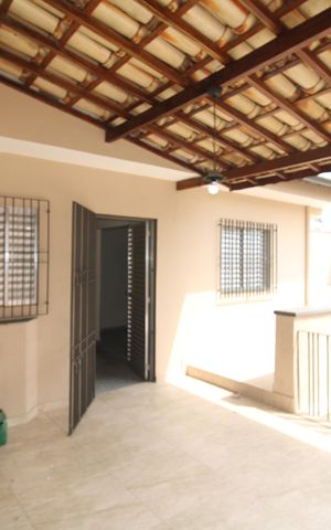 Apartamento à venda com 320m², 4 quartos e 1 vagaÁrea de Serviço