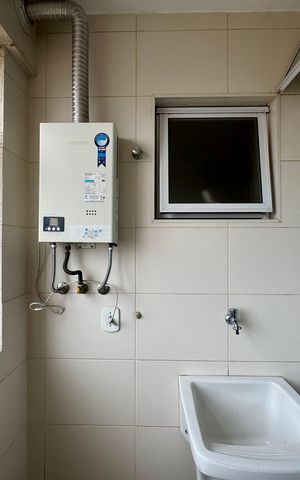 Apartamento à venda com 70m², 3 quartos e 2 vagas Apartamento à venda com 70m², 3 quartos e 2 vagasÁrea de Serviço