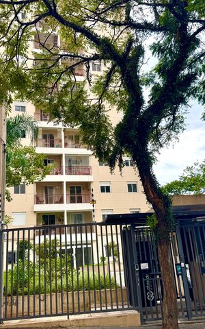 Apartamento à venda com 70m², 3 quartos e 2 vagas Apartamento à venda com 70m², 3 quartos e 2 vagasFachada do Prédio