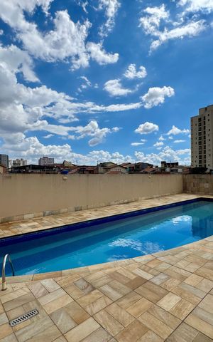 Apartamento à venda com 70m², 3 quartos e 2 vagas Apartamento à venda com 70m², 3 quartos e 2 vagasPiscina