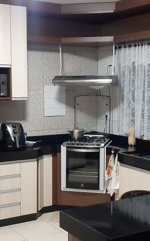 Casa à venda com 736m², 3 quartos e 4 vagasCozinha