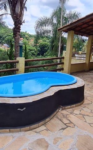 Casa à venda com 736m², 3 quartos e 4 vagasÁrea externa