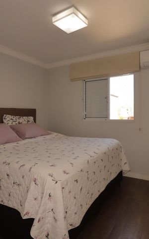 Casa à venda com 354m², 4 quartos e 6 vagasSuíte
