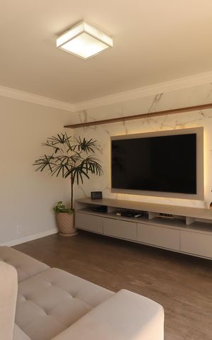 Casa à venda com 354m², 4 quartos e 6 vagasSala de TV