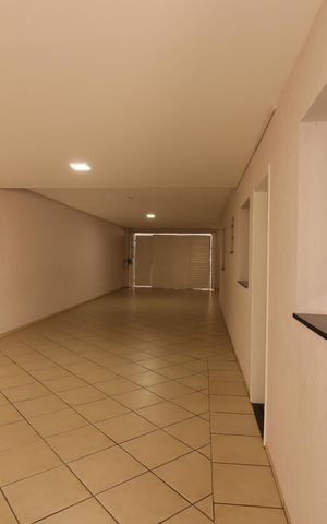 Casa à venda com 354m², 4 quartos e 6 vagasGaragem