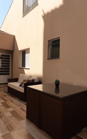 Casa à venda com 354m², 4 quartos e 6 vagasQuintal