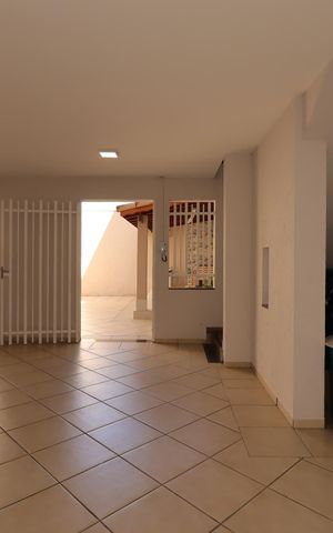 Casa à venda com 354m², 4 quartos e 6 vagasÁrea de Serviço