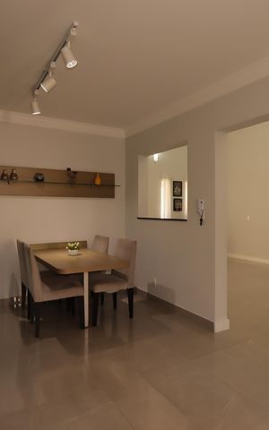 Casa à venda com 354m², 4 quartos e 6 vagasCozinha