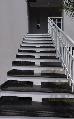 Casa à venda com 354m², 4 quartos e 6 vagasEntrada do Imóvel