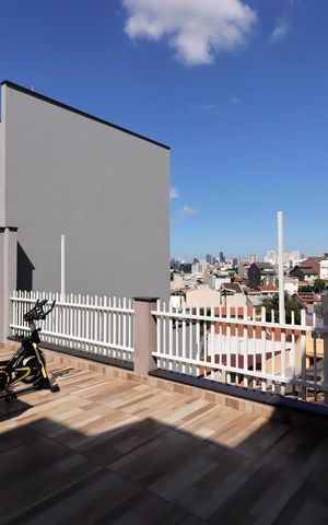 Casa à venda com 354m², 4 quartos e 6 vagasVaranda da Sala da Lareira