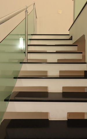 Casa à venda com 354m², 4 quartos e 6 vagasCorredor