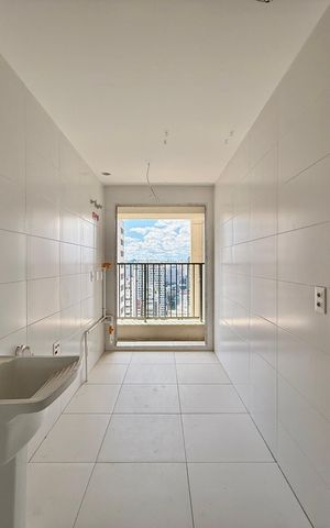 Apartamento à venda com 198m², 3 quartos e 3 vagas Apartamento à venda com 198m², 3 quartos e 3 vagasÁrea de Serviço