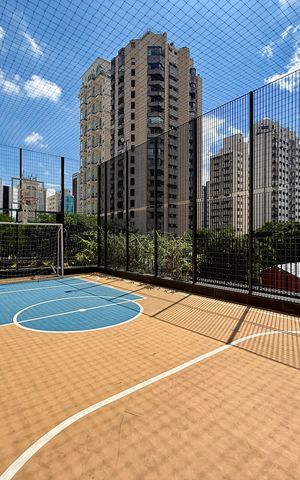 Apartamento à venda com 198m², 3 quartos e 3 vagas Apartamento à venda com 198m², 3 quartos e 3 vagasQuadra