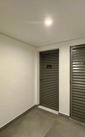 Apartamento à venda com 198m², 3 quartos e 3 vagas Apartamento à venda com 198m², 3 quartos e 3 vagasDepósito Apartamento