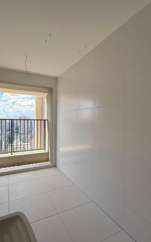 Apartamento à venda com 198m², 3 quartos e 3 vagas Apartamento à venda com 198m², 3 quartos e 3 vagasÁrea de Serviço