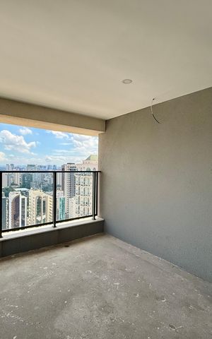 Apartamento à venda com 198m², 3 quartos e 3 vagas Apartamento à venda com 198m², 3 quartos e 3 vagasVaranda