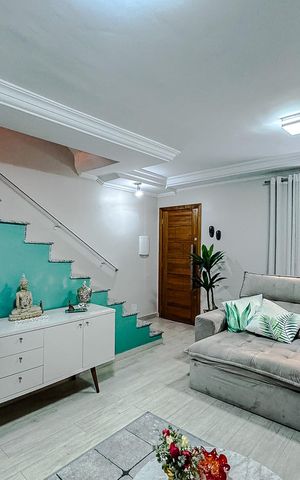 Casa de condomínio à venda com 155m², 3 quartos e 2 vagas Casa de condomínio à venda com 155m², 3 quartos e 2 vagasSala