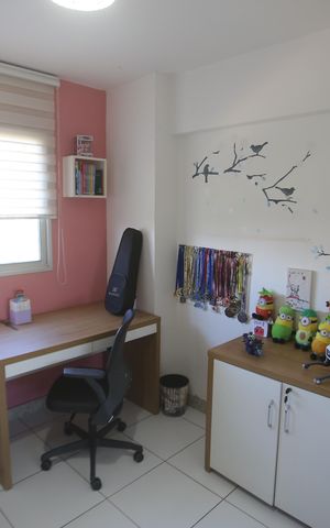 Apartamento à venda com 93m², 3 quartos e 2 vagasQuarto
