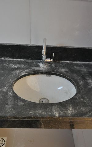 Apartamento à venda com 33m², 1 quarto e sem vagaBanheiro