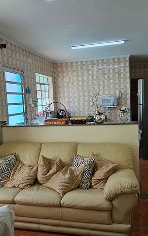 Casa à venda com 65m², 2 quartos e 1 vaga Casa à venda com 65m², 2 quartos e 1 vagaSala