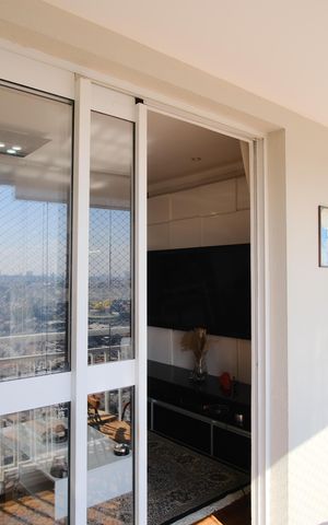 Apartamento para alugar com 137m², 3 quartos e 2 vagasVaranda