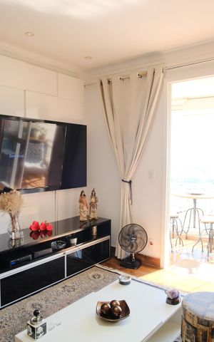 Apartamento para alugar com 137m², 3 quartos e 2 vagasSala