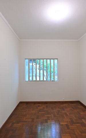 Casa à venda com 353m², 8 quartos e 7 vagasQuarto 3