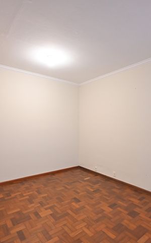 Casa à venda com 353m², 8 quartos e 7 vagasSuíte 1