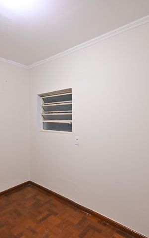 Casa à venda com 353m², 8 quartos e 7 vagasQuarto 2