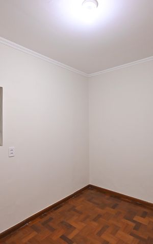 Casa à venda com 353m², 8 quartos e 7 vagasQuarto 2