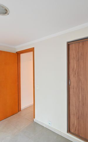 Casa à venda com 353m², 8 quartos e 7 vagasQuarto 5
