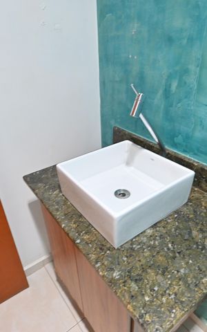 Casa à venda com 353m², 8 quartos e 7 vagasBanheiro Social