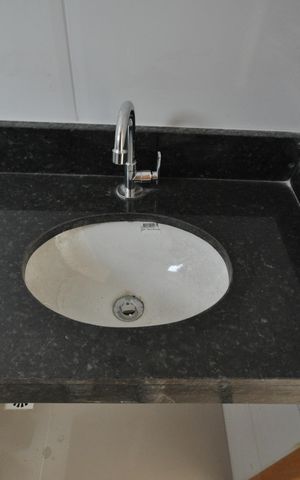 Apartamento à venda com 33m², 1 quarto e sem vagaBanheiro