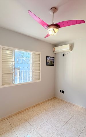 Casa à venda com 284m², 5 quartos e 5 vagasQuarto 2