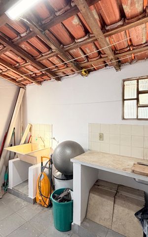 Casa à venda com 284m², 5 quartos e 5 vagasÁrea de Serviço- Casa 2