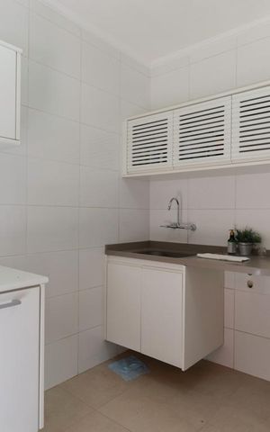Casa à venda com 412m², 3 quartos e 4 vagasÁrea de serviço
