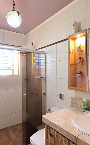 Casa à venda com 640m², 4 quartos e 3 vagasBanheiro social