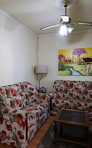 Casa à venda com 640m², 4 quartos e 3 vagasSala de estar