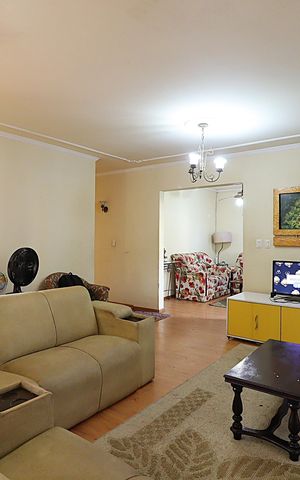 Casa à venda com 640m², 4 quartos e 3 vagasSala de TV