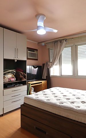 Casa à venda com 640m², 4 quartos e 3 vagasSuíte