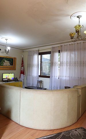 Casa à venda com 640m², 4 quartos e 3 vagasSala de TV