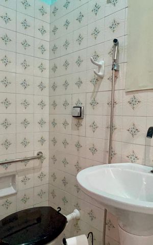 Casa para alugar com 135m², 3 quartos e 1 vaga Casa para alugar com 135m², 3 quartos e 1 vagaBanheiro