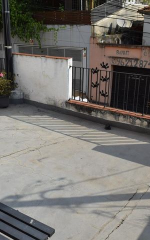 Casa à venda com 286m², 4 quartos e 2 vagasVaranda frontal